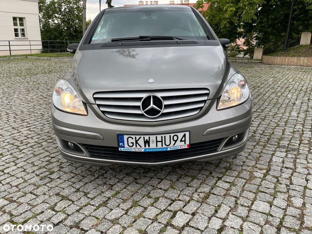 Mercedes-Benz Klasa B - 32
