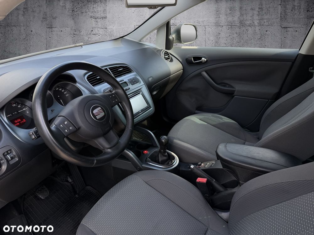 Seat Altea XL 1.6 Stylance - 10
