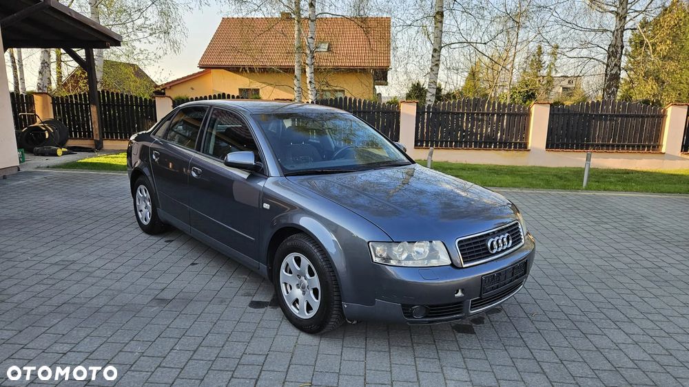 Audi A4 Limousine 2 - 11