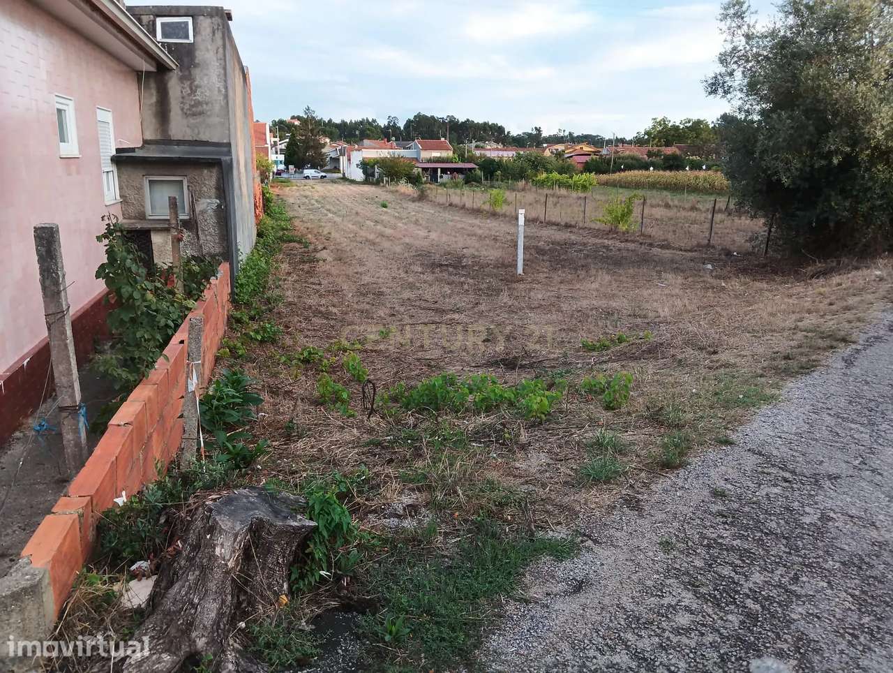 terreno urbanizável com 1.789 m², em Fermentelos, concelho de Águeda. - Grande imagem: 2/12