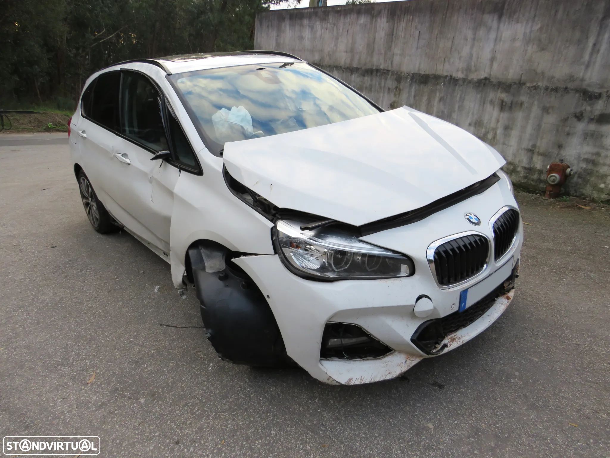 BMW F45 ACTIVE TOURER 2.0 218 D de 2015 - Peças Usadas (9785) - 1