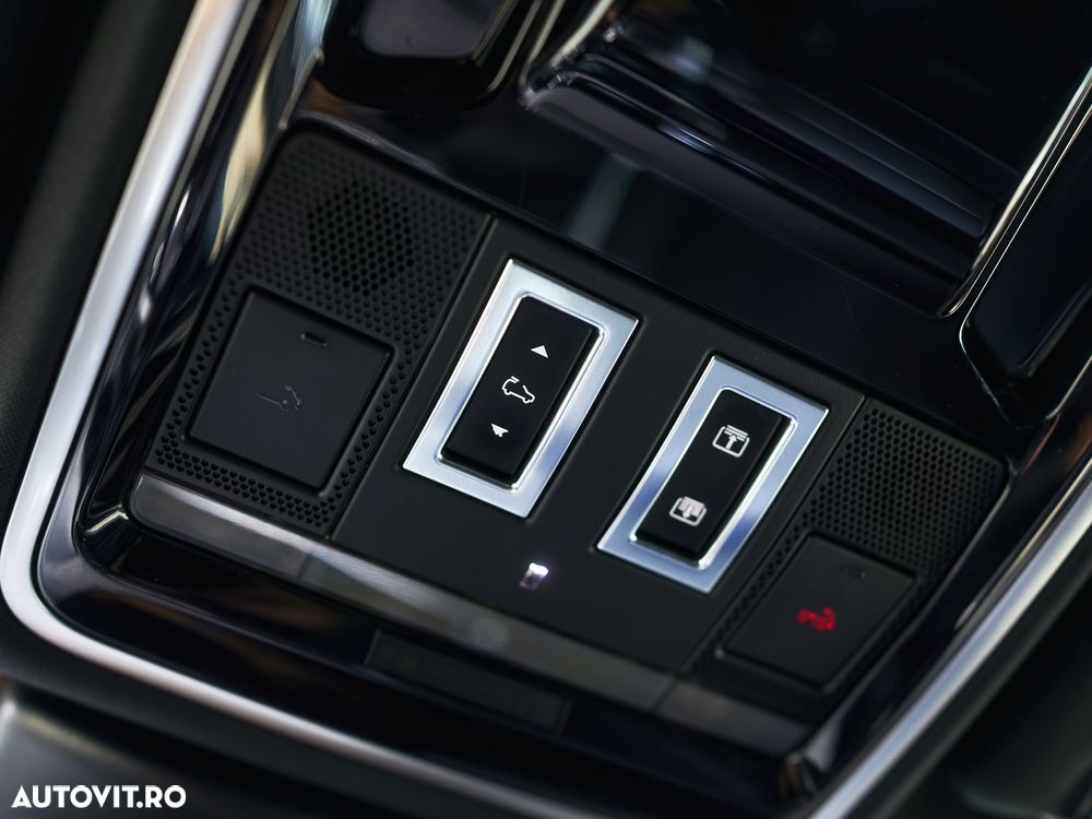 Land Rover Range Rover Sport - 32