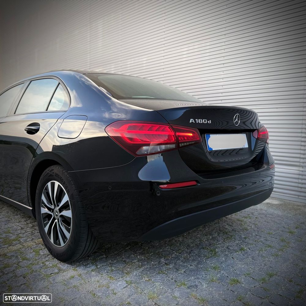 Mercedes-Benz A 180 Limousine d Style Plus Aut. - 20