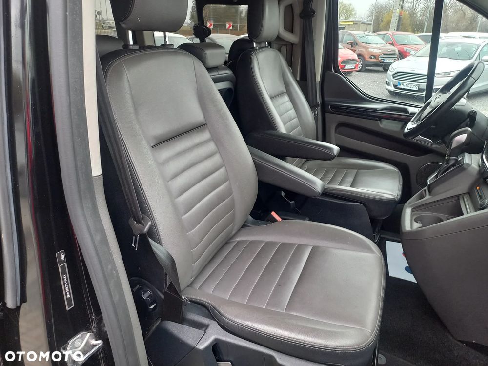 Ford Tourneo Custom - 20