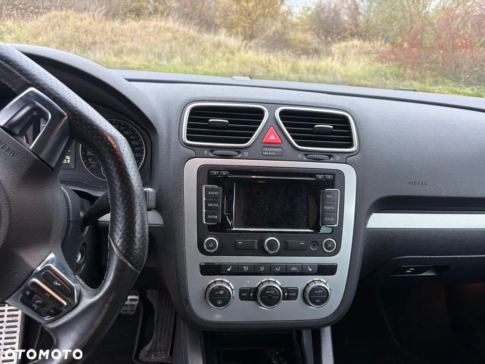 Volkswagen Scirocco 2.0 TDI - 12