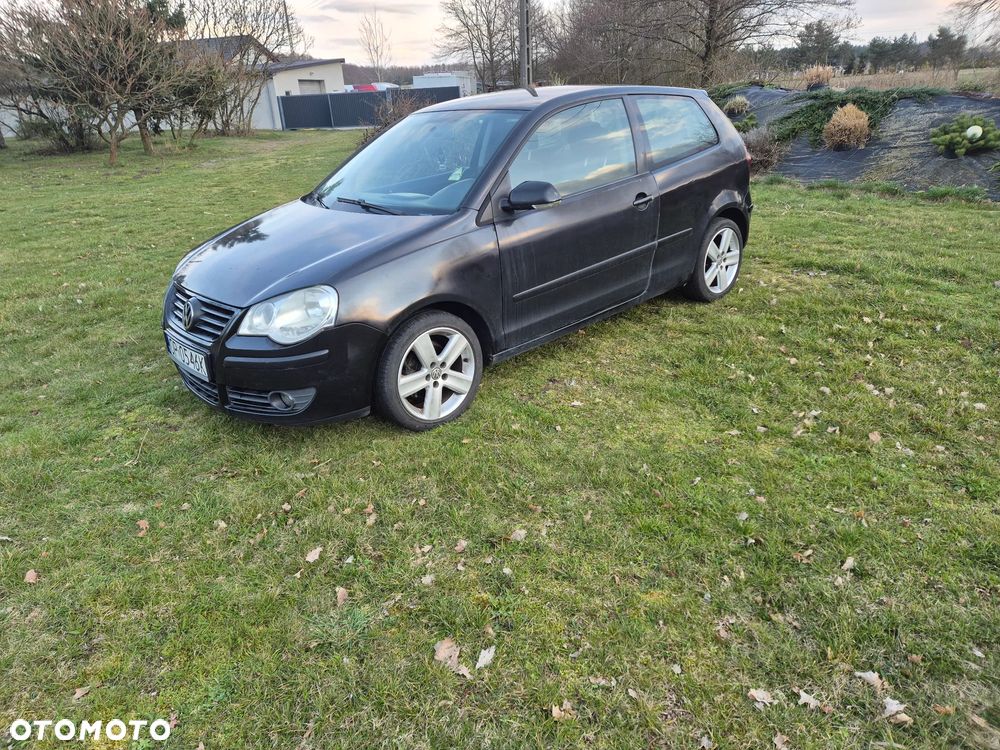 Volkswagen Polo - 2