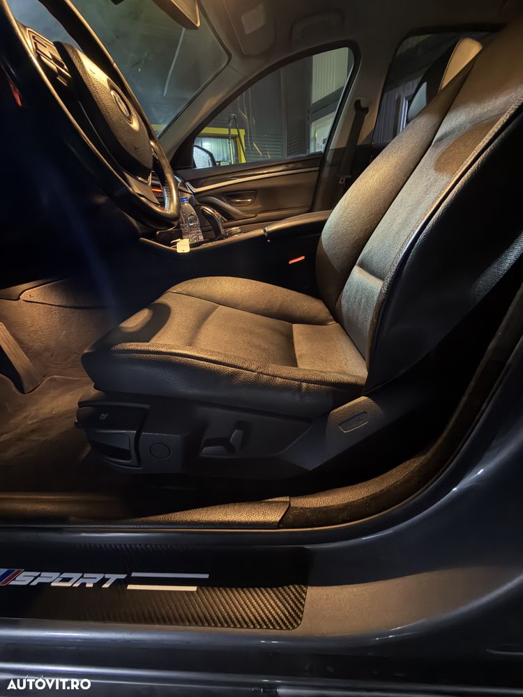 BMW Seria 5 520d Sport-Aut. - 15