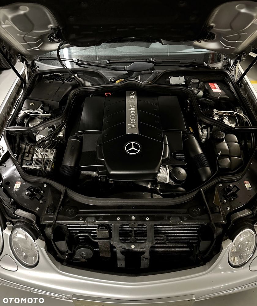 Mercedes-Benz Klasa E 500 Avantgarde - 34