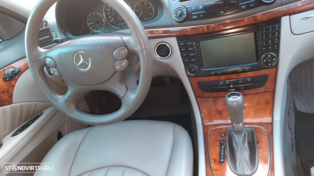 Mercedes-Benz E 220 CDi Executive II Aut. - 2