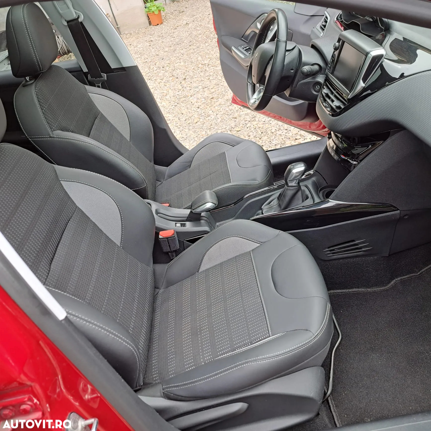 Peugeot 2008 PureTech 110 Stop&Start Allure - 30