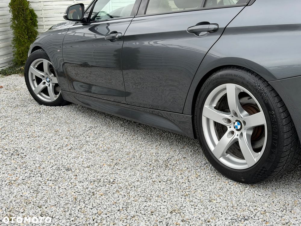 BMW Seria 3 - 26