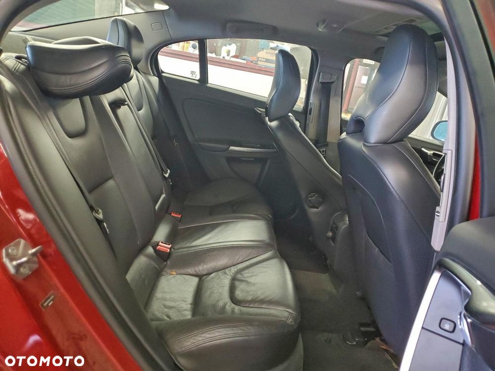 Volvo S60 2.5 T5 AWD - 12