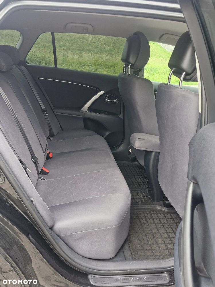Toyota Avensis 1.8 Active - 20