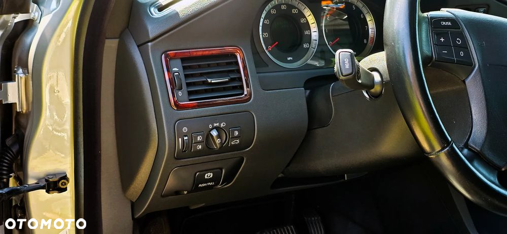 Volvo S80 4.4 V8 AWD Executive - 26