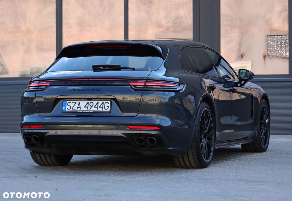 Porsche Panamera GTS - 40