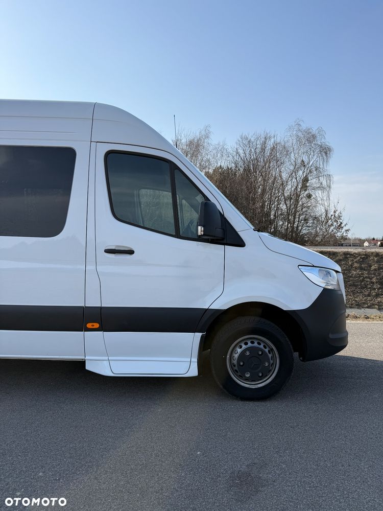 Mercedes-Benz Sprinter 517 - 9