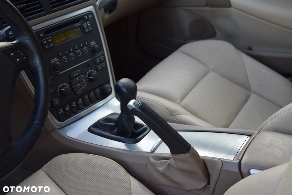 Volvo S60 2.4 Momentum - 25