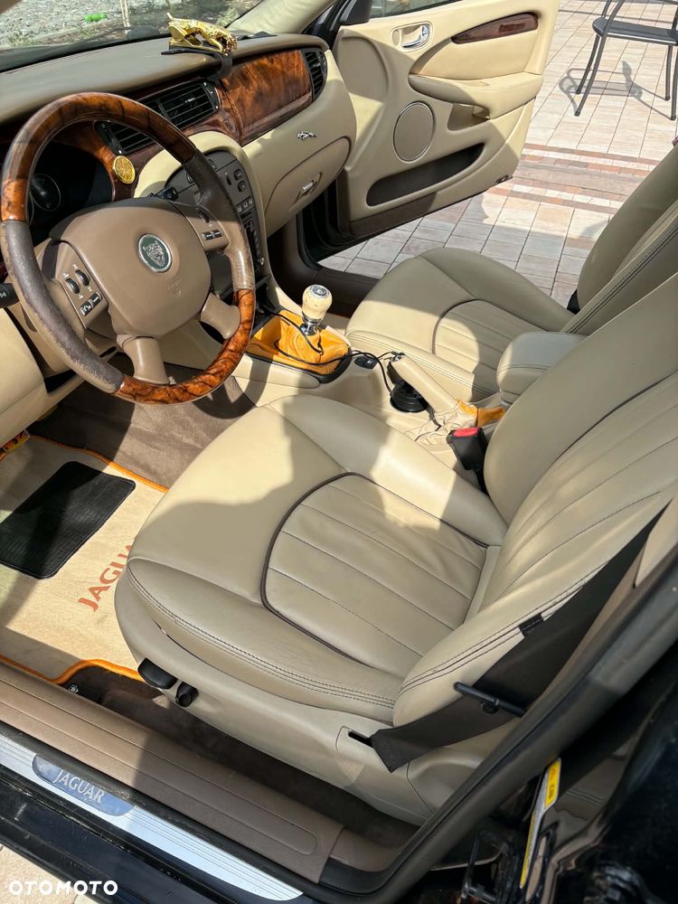Jaguar X-Type 2.0 D Entry/Classic - 16