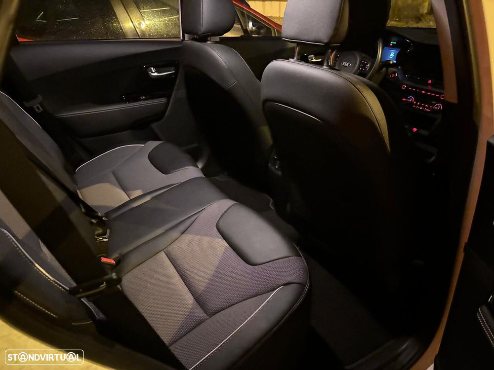 Kia e-Niro - 22