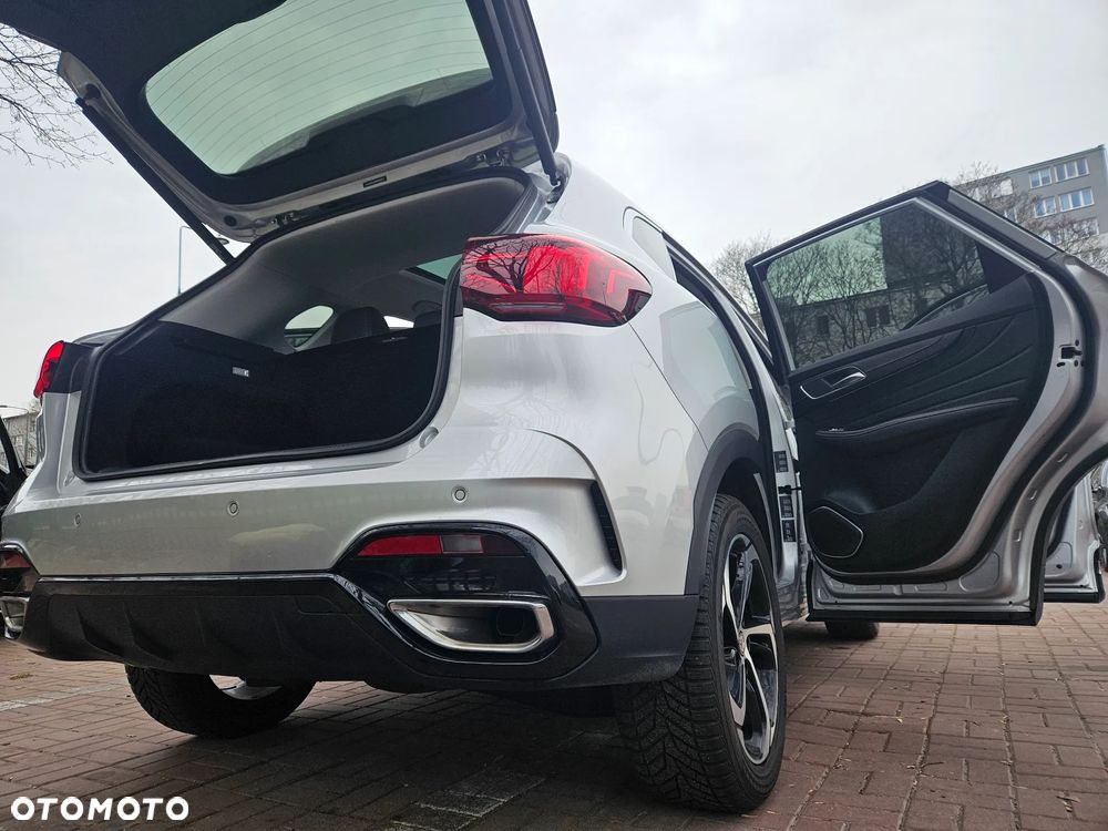 MG HS 1.5 T-GDI Exclusive DCT - 34