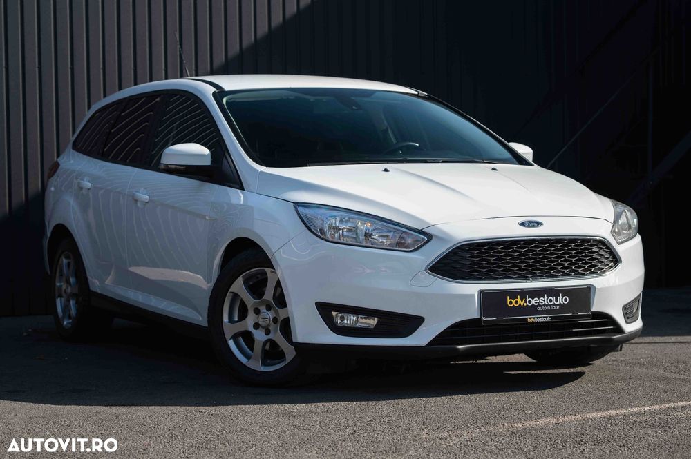 Ford Focus 1.5 TDCi Powershift Titanium - 29