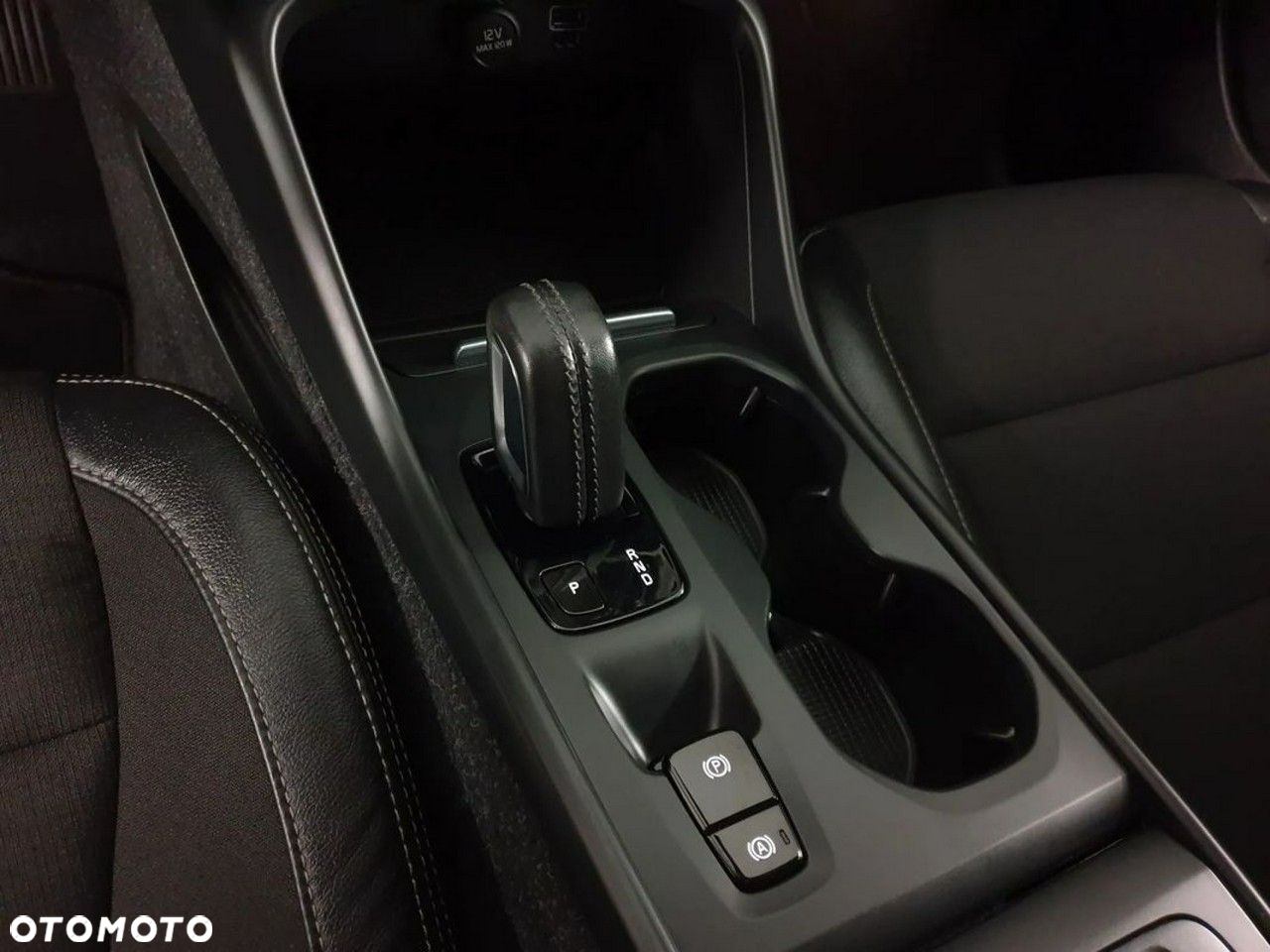 Volvo XC 40 D3 R-Design - 26