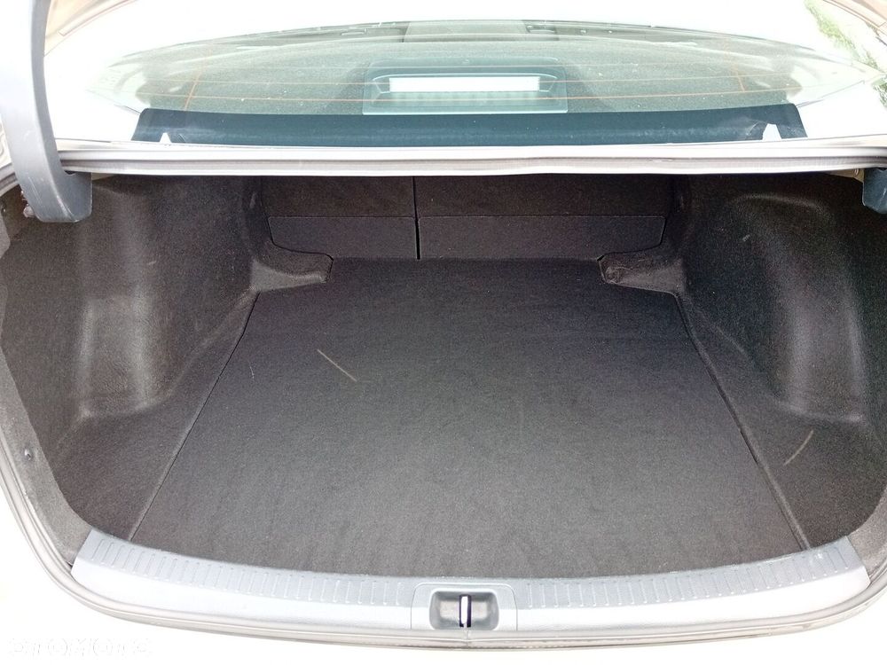 Toyota Corolla 1.6 Comfort - 10