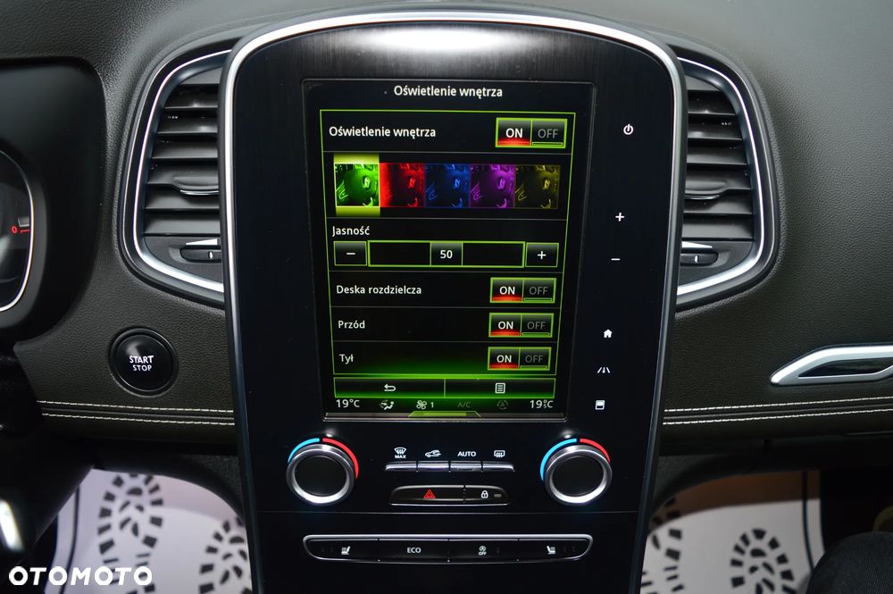 Renault Scenic - 25