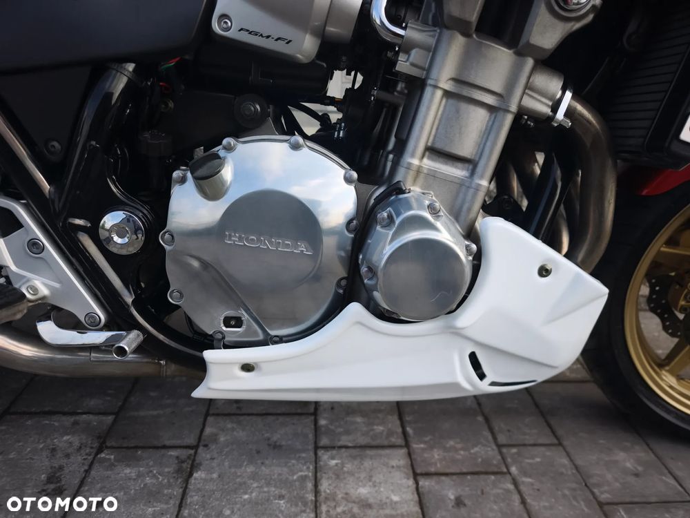 Honda CB - 9