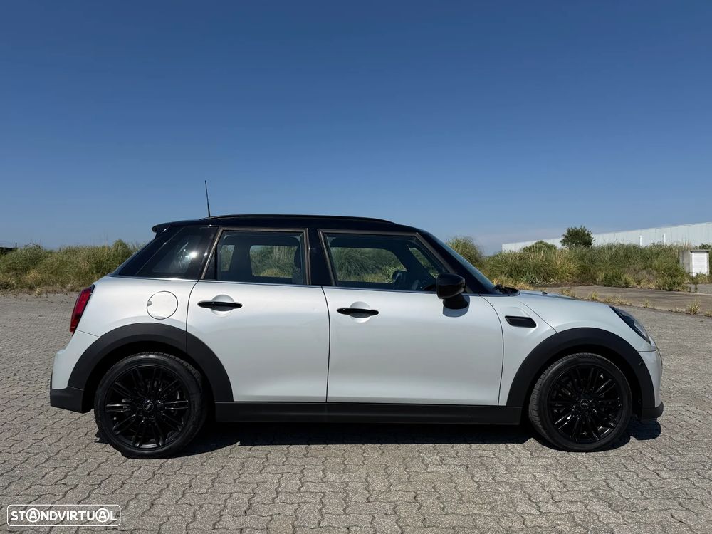 MINI 5 Portas Cooper Premium Plus JCW Auto - 22
