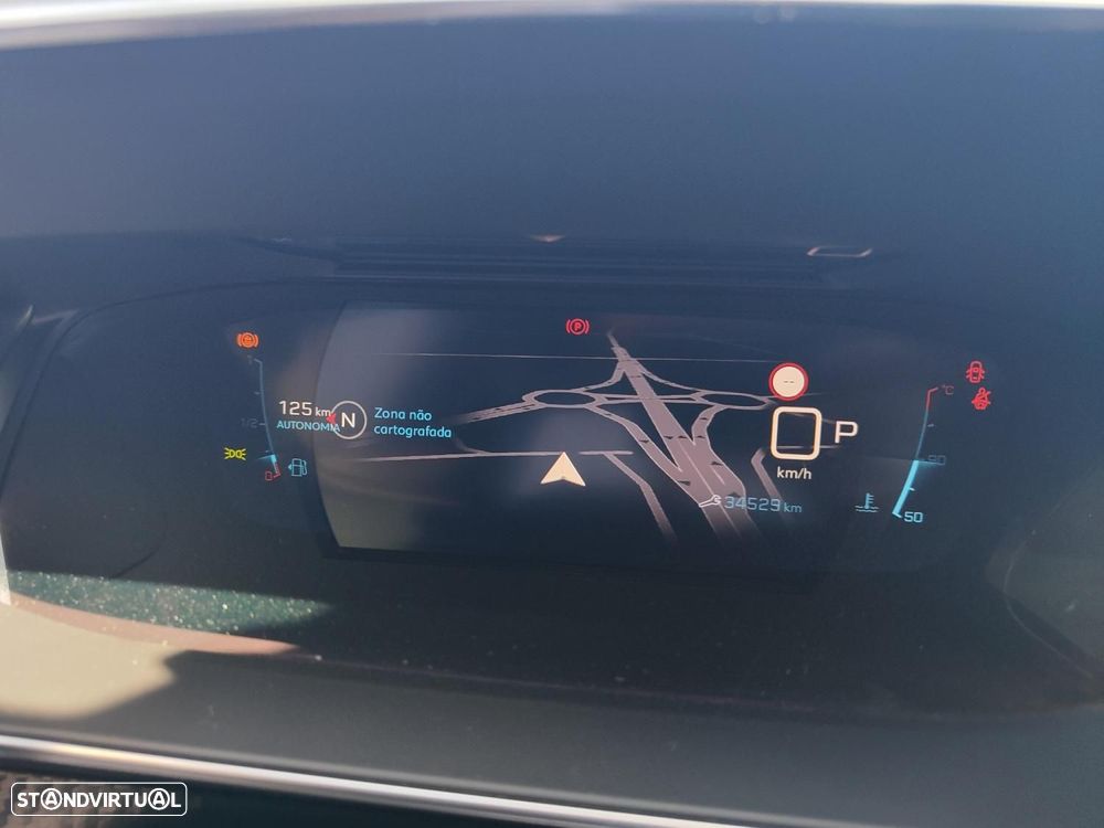 Peugeot e-2008 50 kWh GT - 22