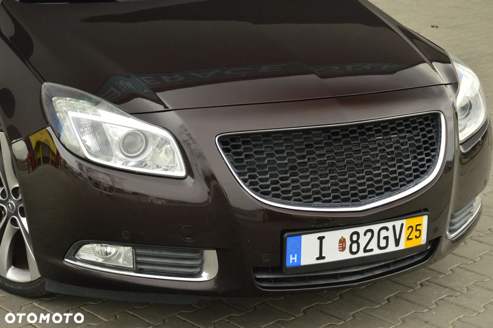 Opel Insignia 2.0 Turbo 4x4 Automatik Design Edition - 18