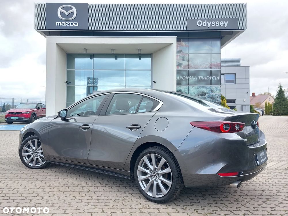 Mazda 3 - 4
