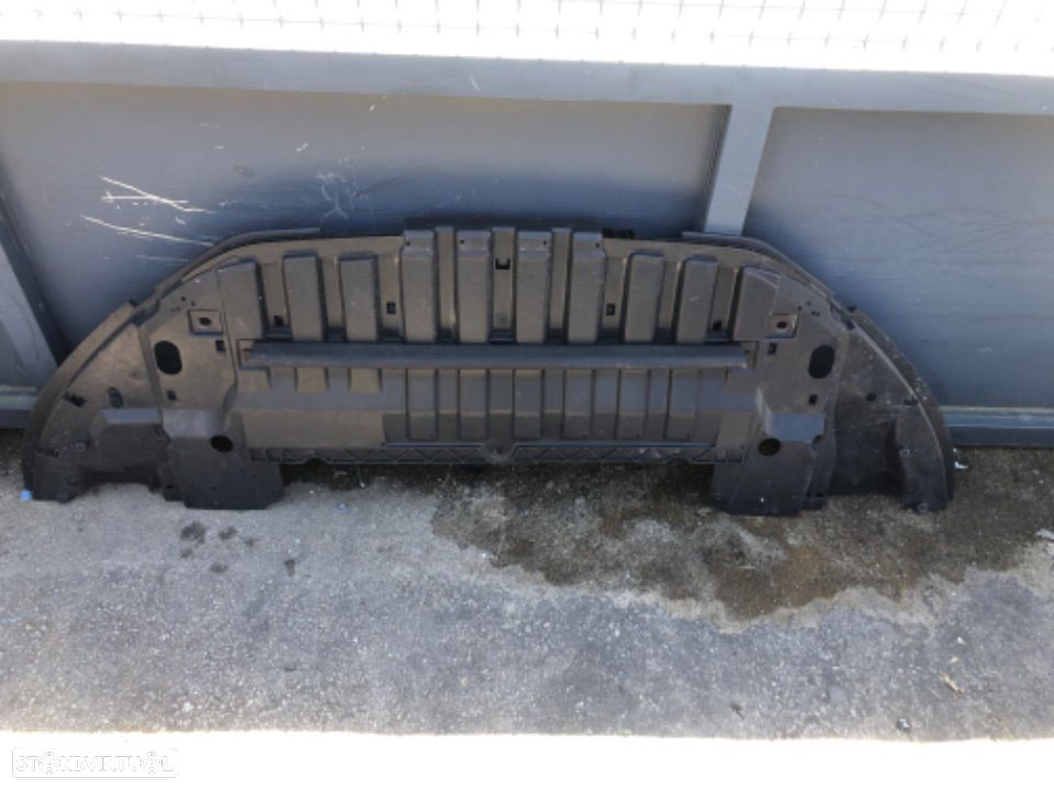 base inferior parachoque renault talisma 2017 - 2