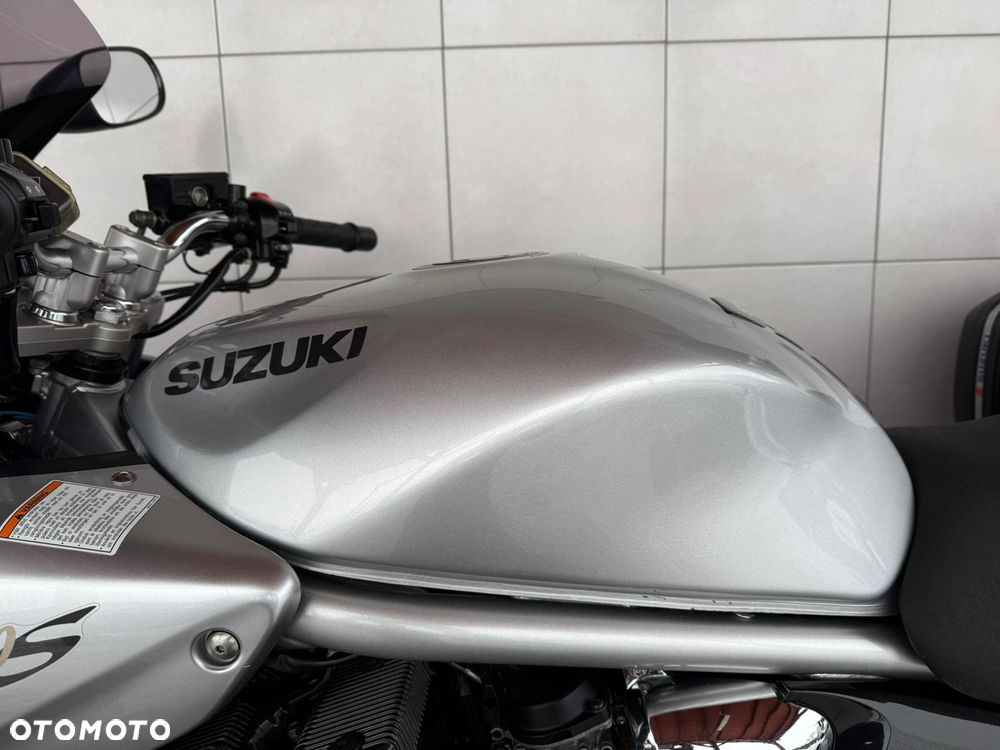 Suzuki Bandit - 38