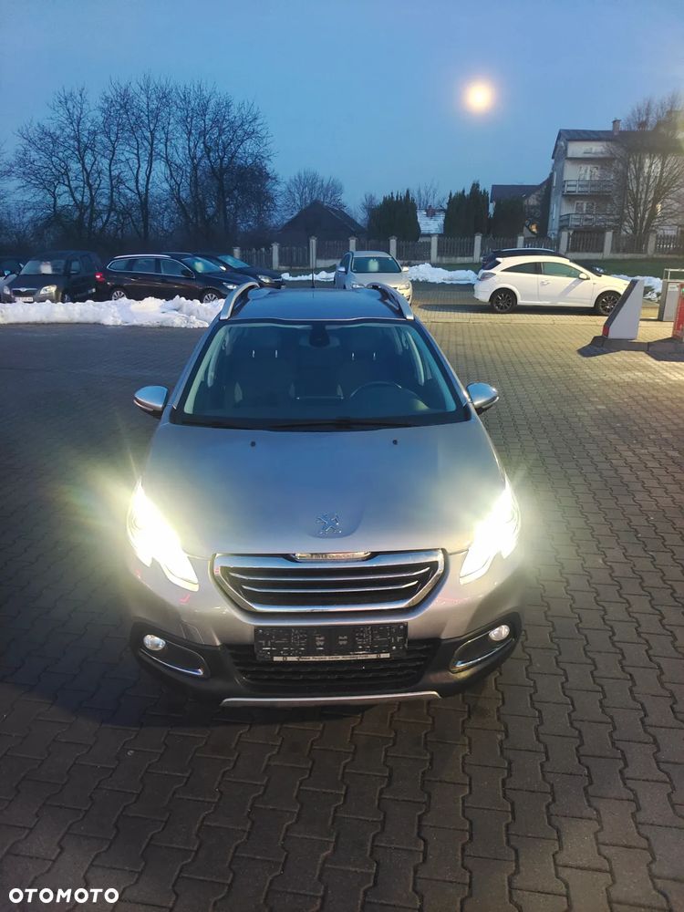 Peugeot 2008 PureTech 82 Allure - 16