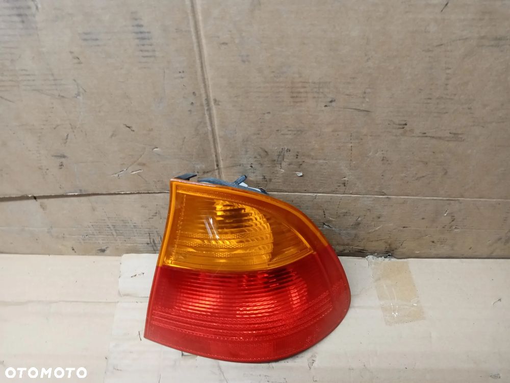 Lampa prawy tył tylna prawa BMW 3 E46 Kombi 6905628 8368758 - 4