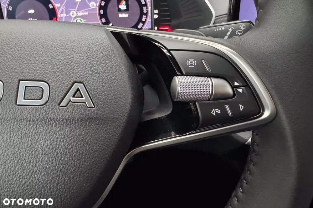 Skoda Octavia 1.5 TSI mHEV Drive Selection DSG - 12