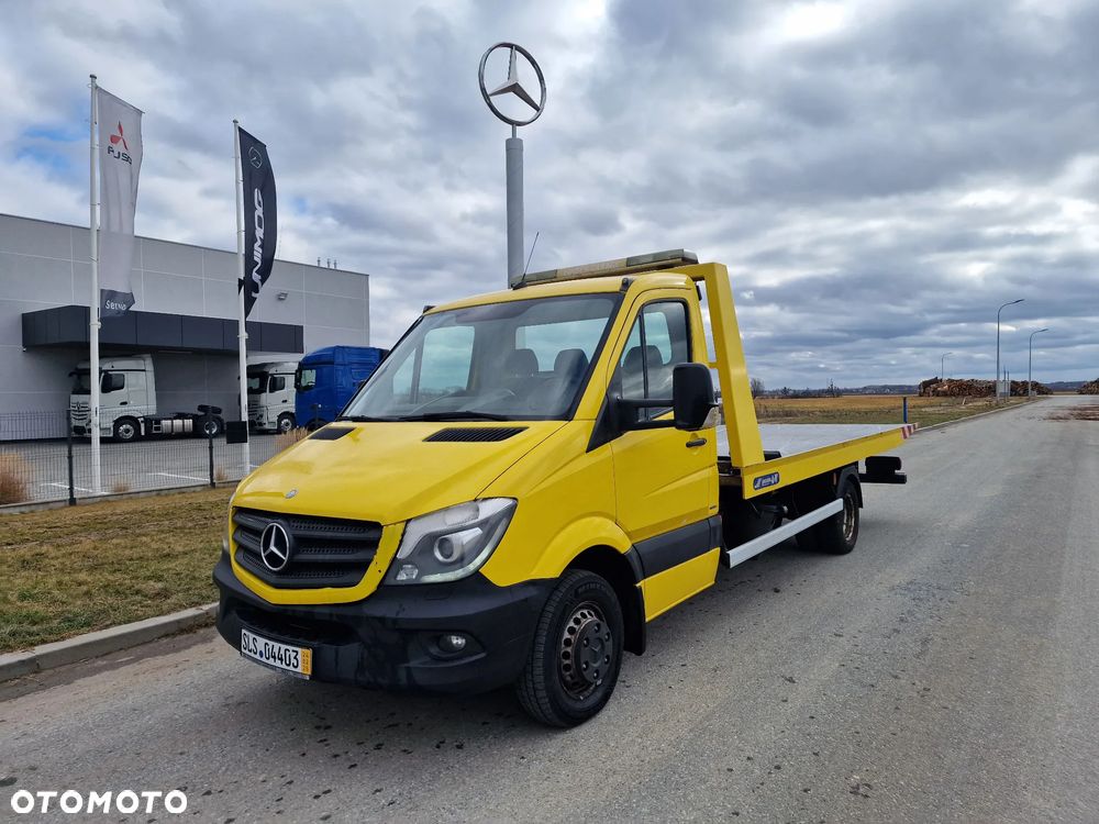 Mercedes-Benz Sprinter - 1