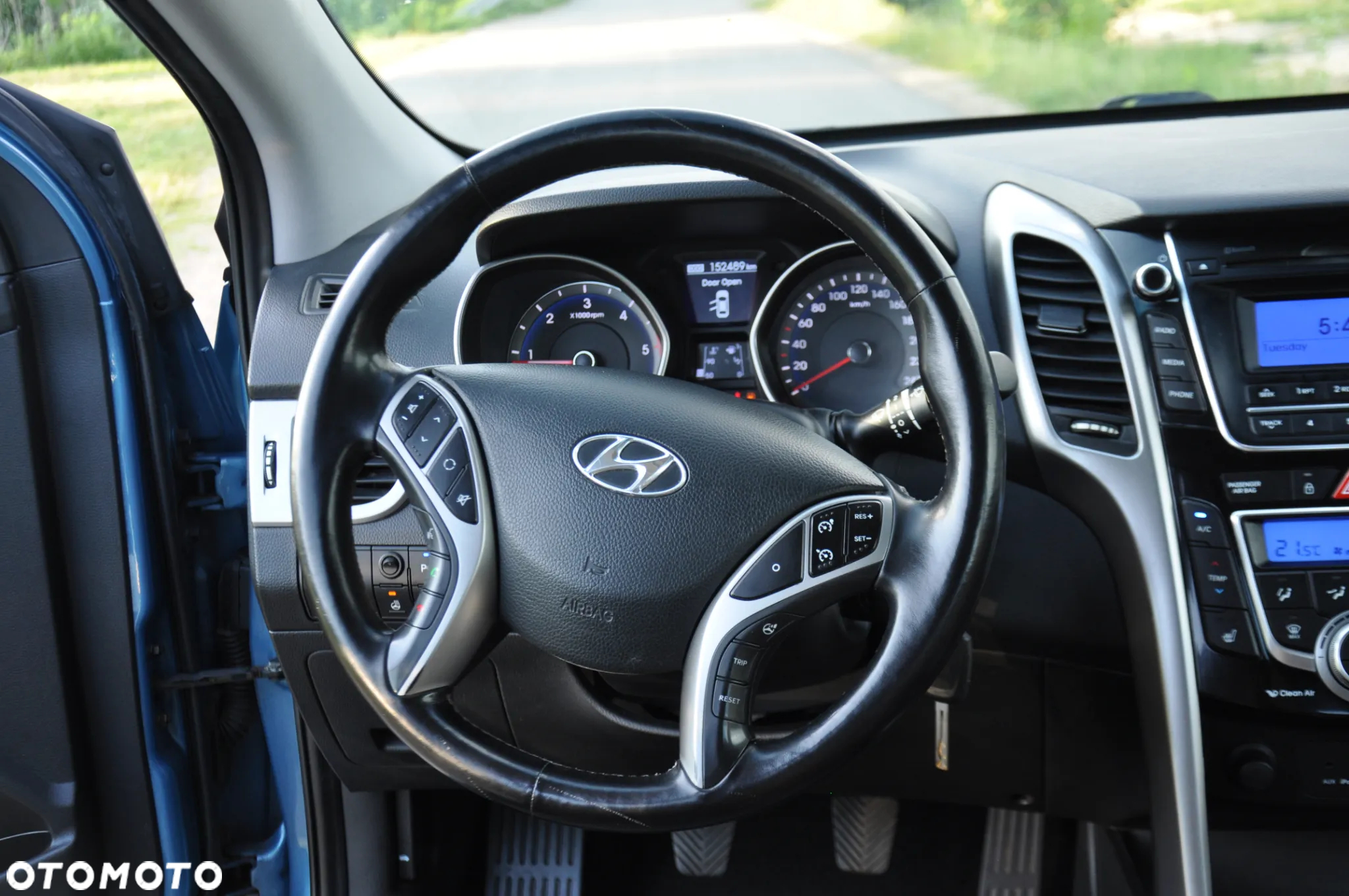 Hyundai i30 1.6 CRDi BlueDrive Premium - 19
