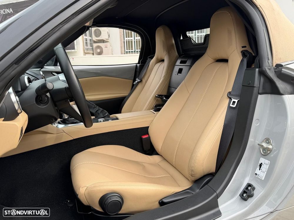 Mazda MX-5 1.5 Sky-G Kazari - 10