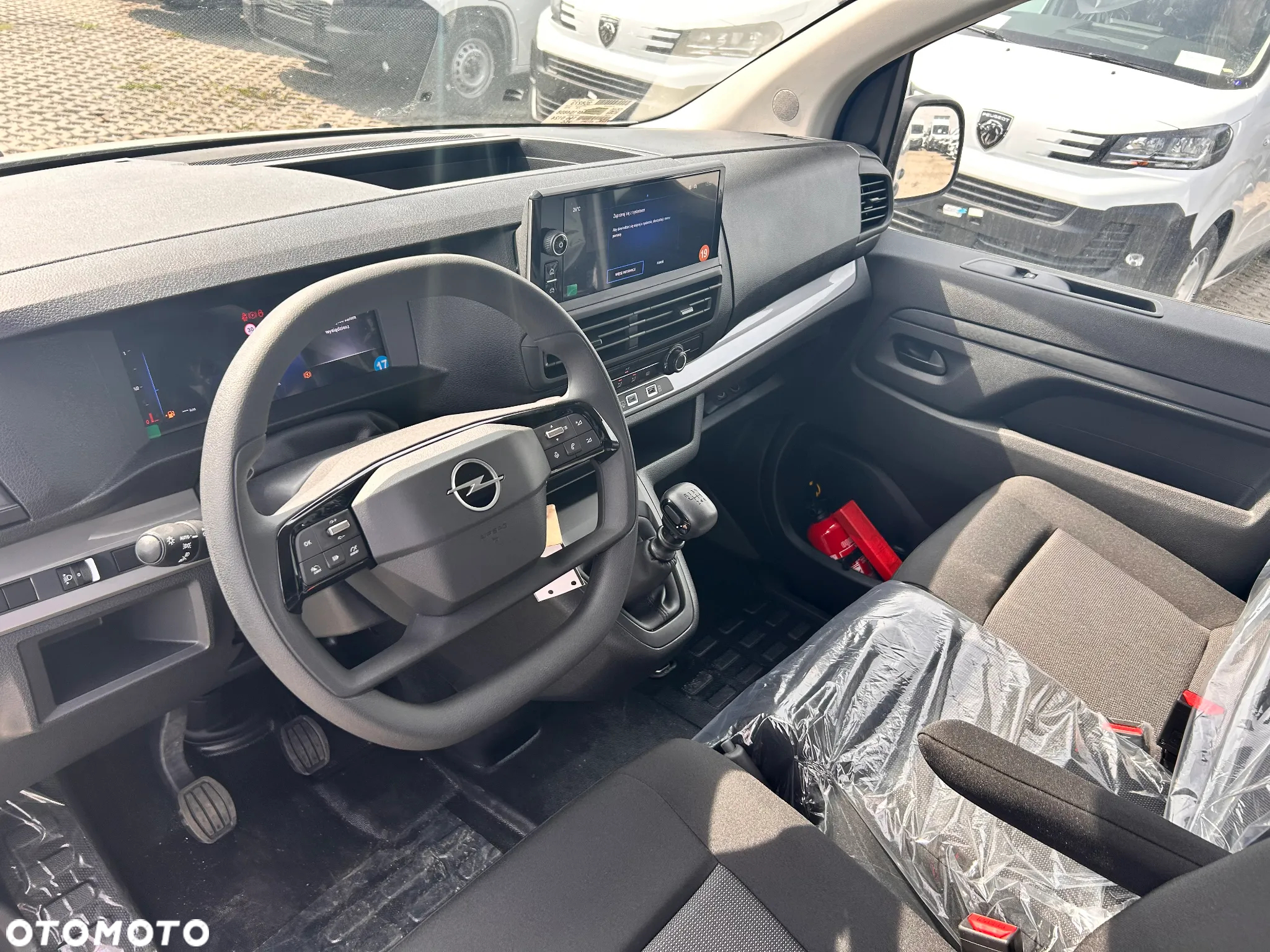 Opel Vivaro Furgon - 9