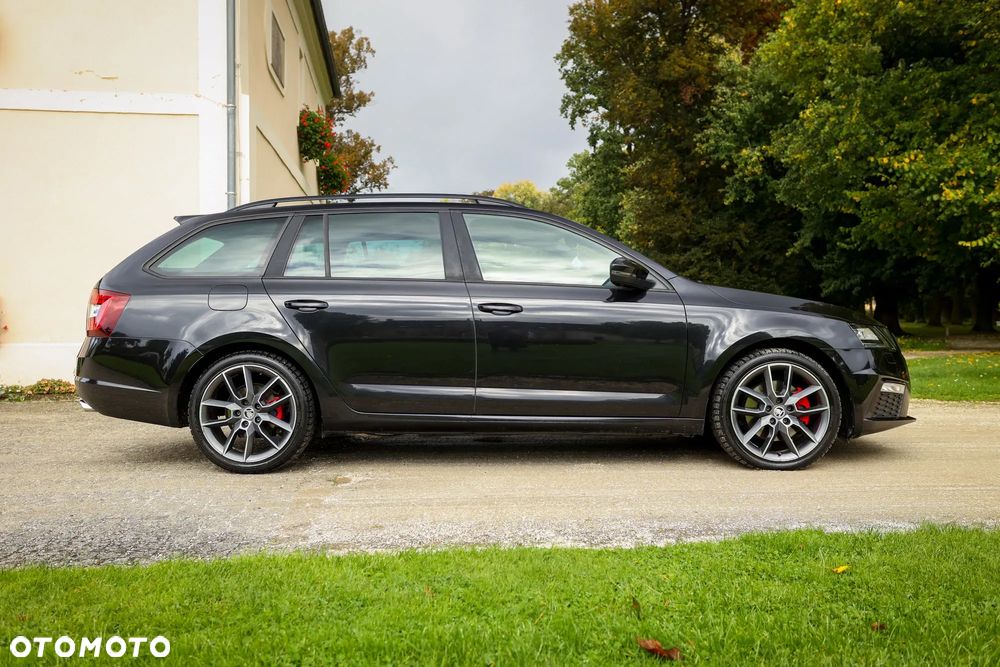 Skoda Octavia 2.0 TDI (Green tec) DSG RS - 10
