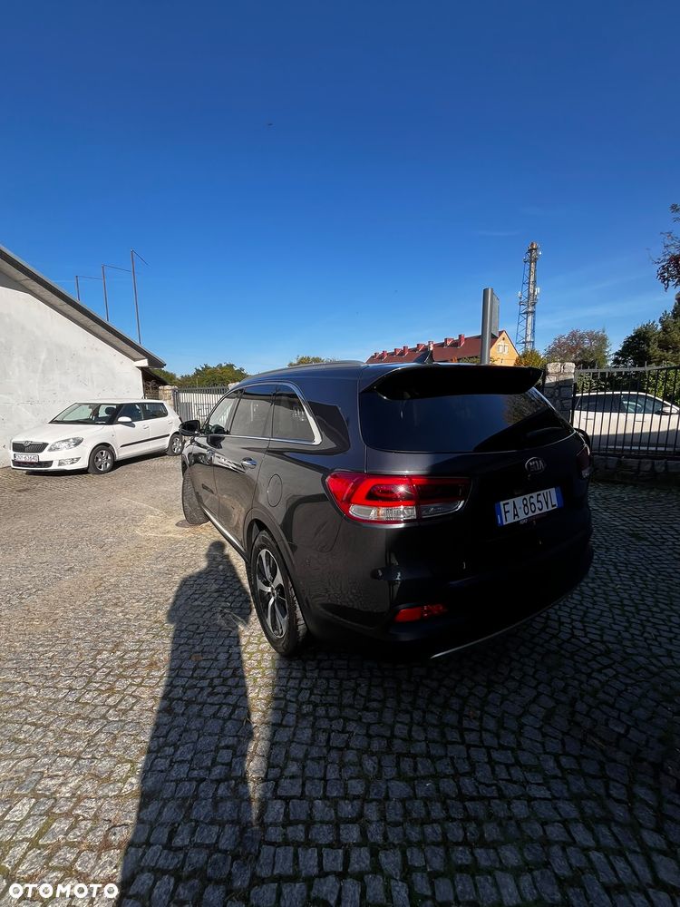 Kia Sorento - 32