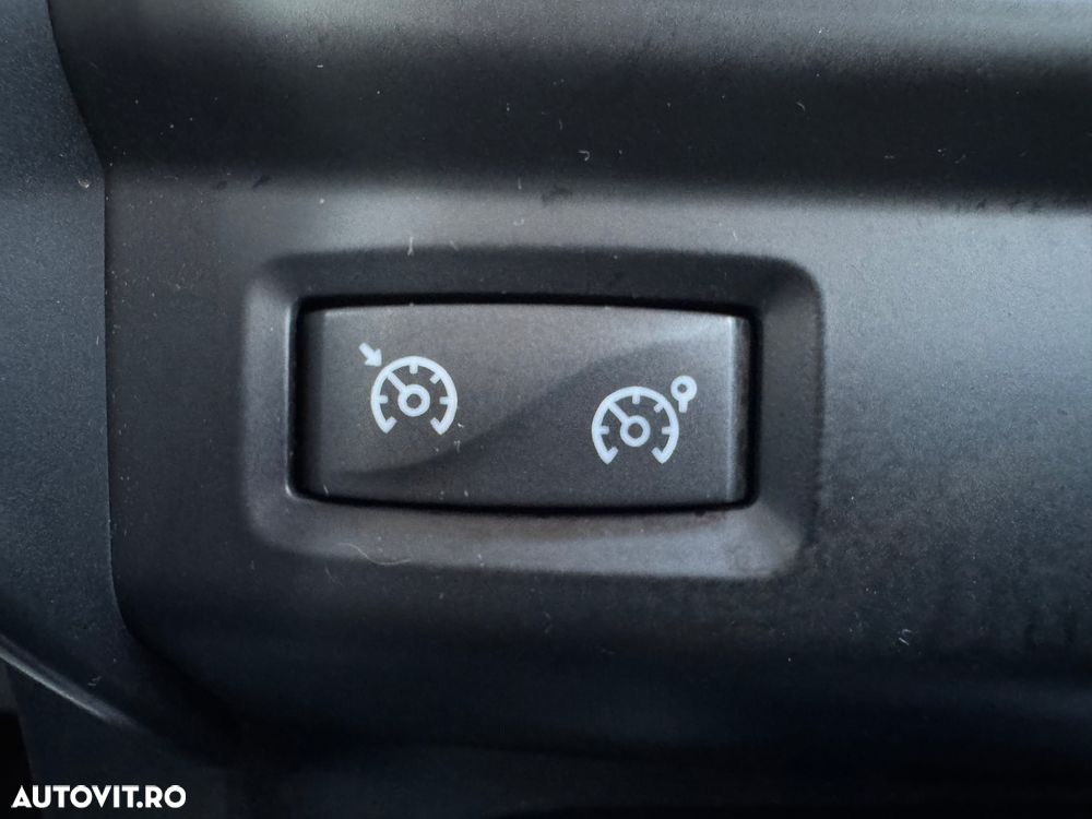 Dacia Duster 1.6 16V 105 4x2 Laureate - 15