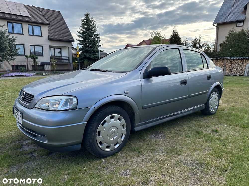 Opel Astra - 1