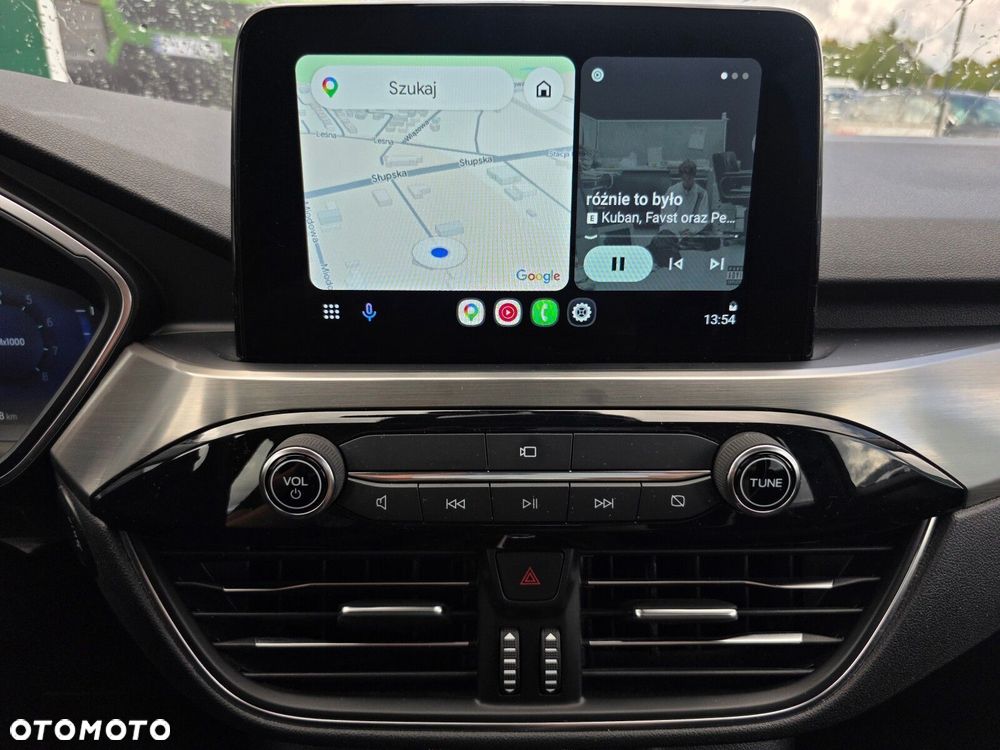 Ford Kuga - 22