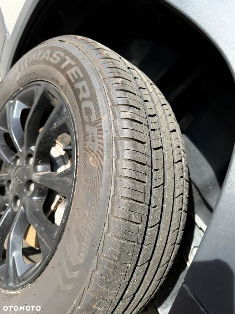 Jeep Cherokee - 33