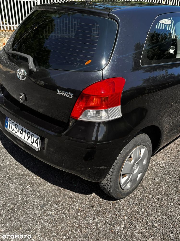 Toyota Yaris 1.0 Luna A/C - 6