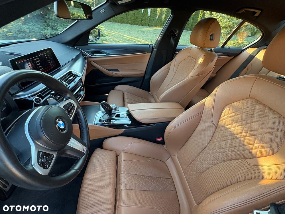 BMW Seria 5 520d M Sport - 17